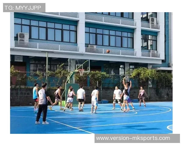 更衣室篮球的魅力与团队精神如何在赛场内外相互交融与激发